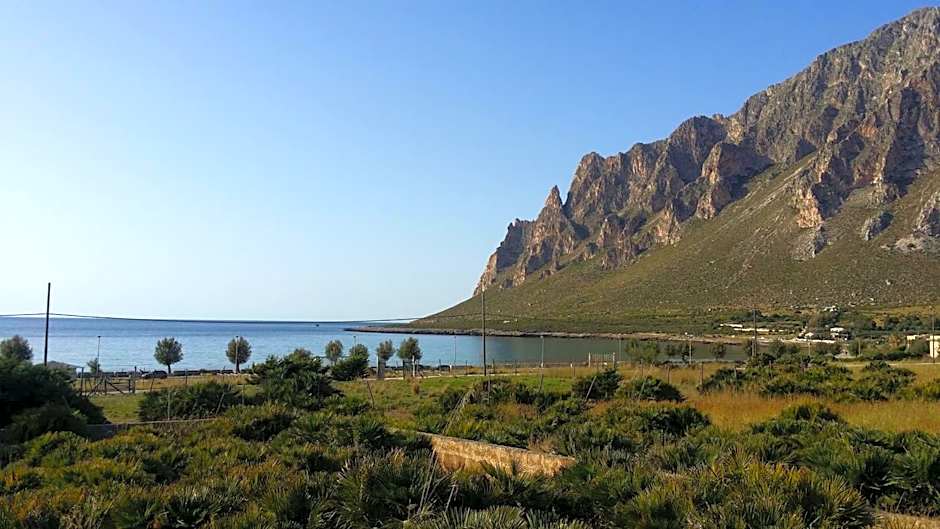 Almaran - Trapani port & city
