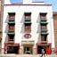 Hotel Leones
