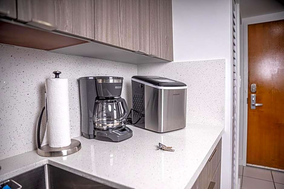 Modern and Luxurious Brickell Studio