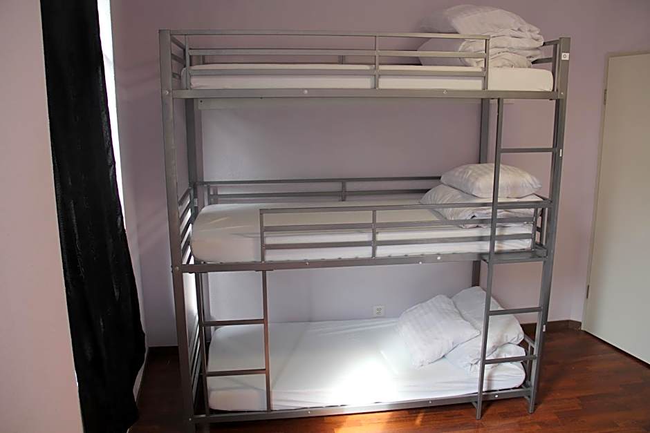 Stay2Night City Center Hostel