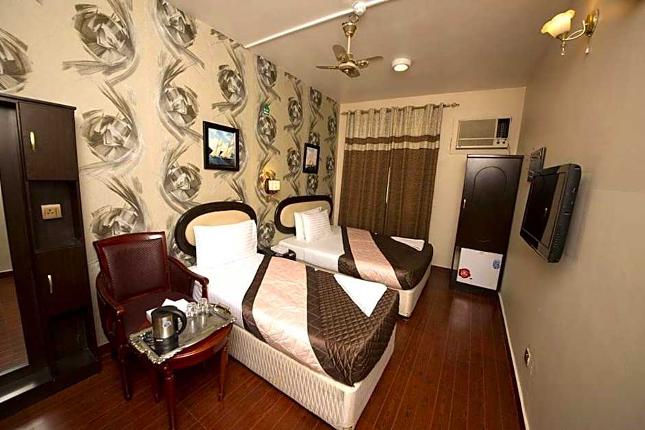 Grand Sina Hotel – Dubai, WY