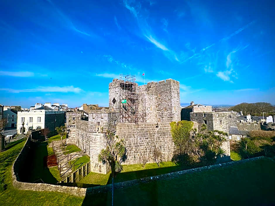Halvard Apartments at Castletown