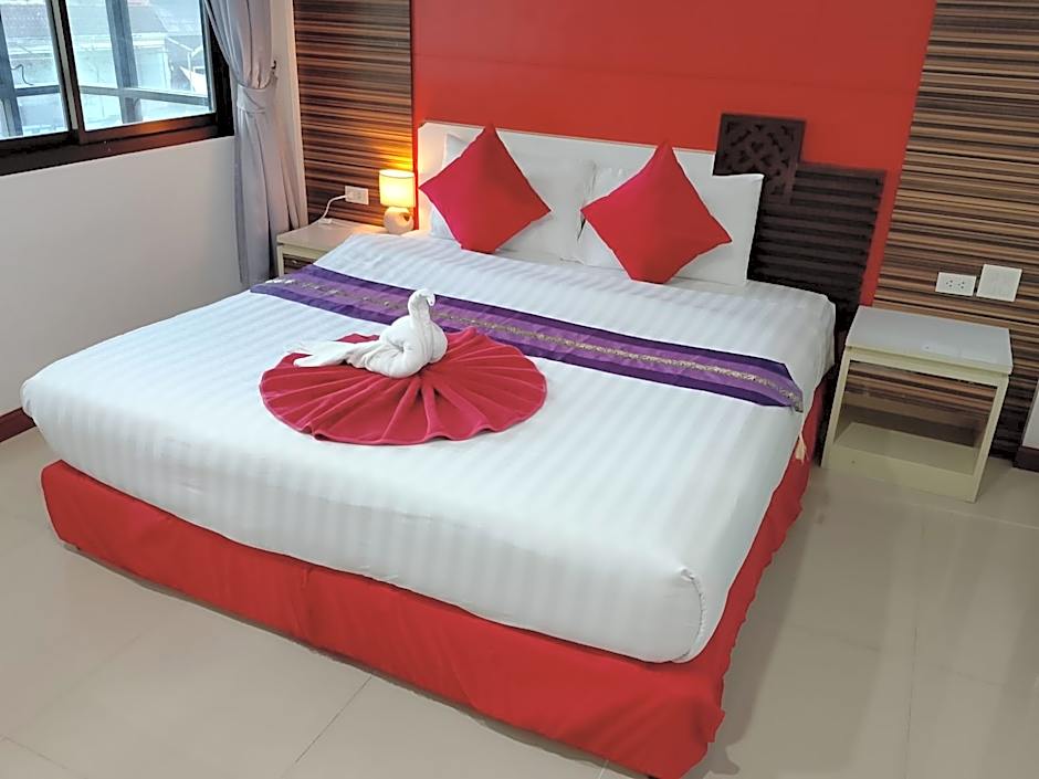 Patong Max Value Hotel