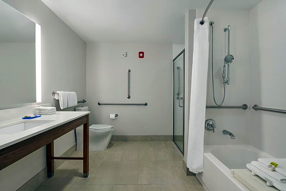 Holiday Inn Express Hotel & Suites Mount Pleasant - Charleston By IHG