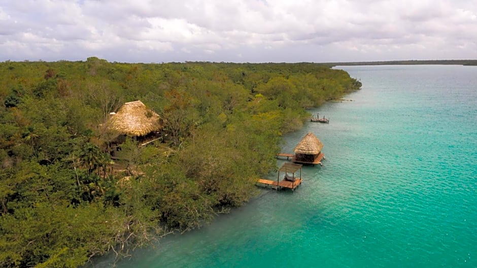 Laguna Bacalar Ichkiichpan