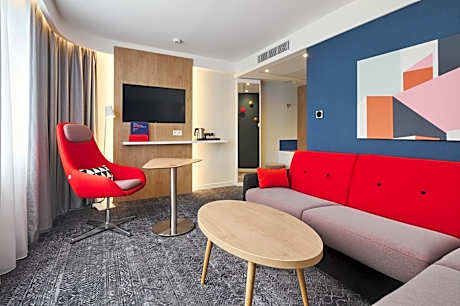 One-Bedroom Suite with Sofa Bed