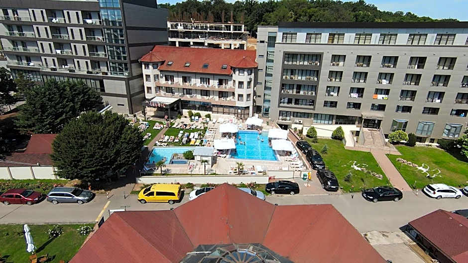 Hotel President