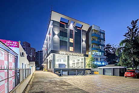 Super Townhouse Hadapsar