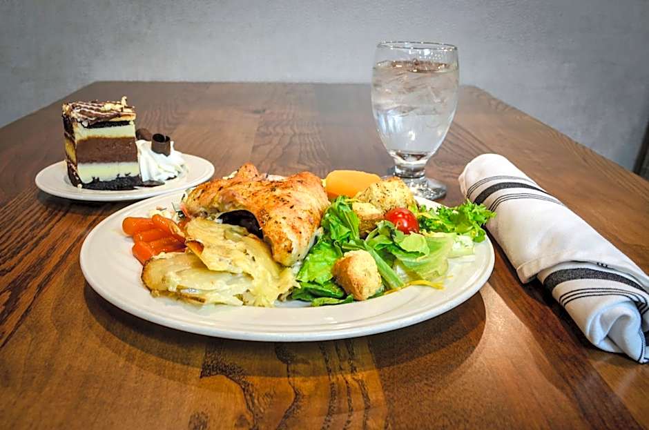 Holiday Inn Fargo By IHG