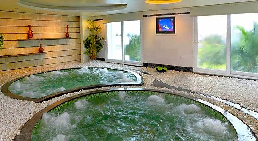 Pearl River Hotel & Apartment