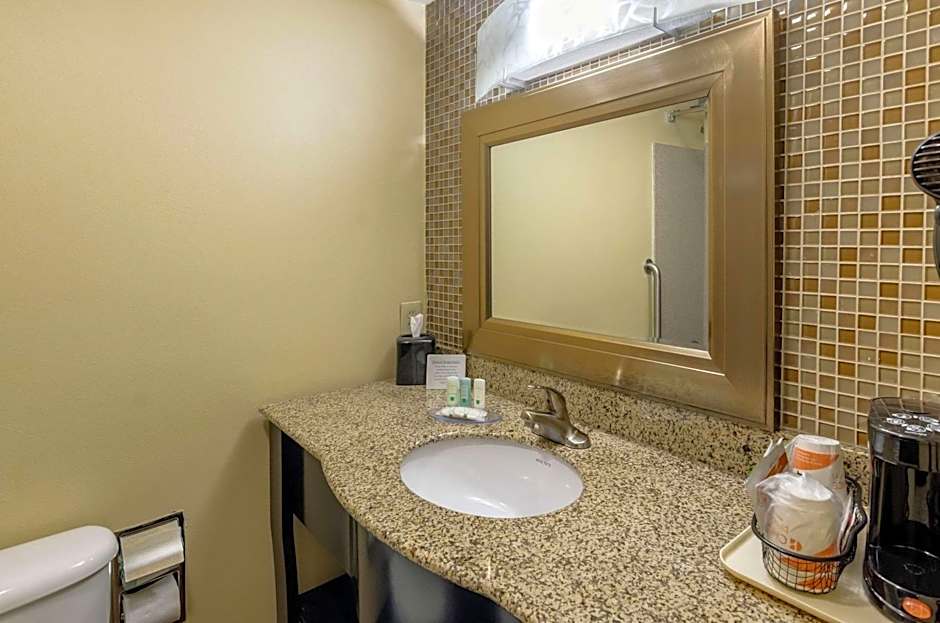 Quality Inn Covington Downtown