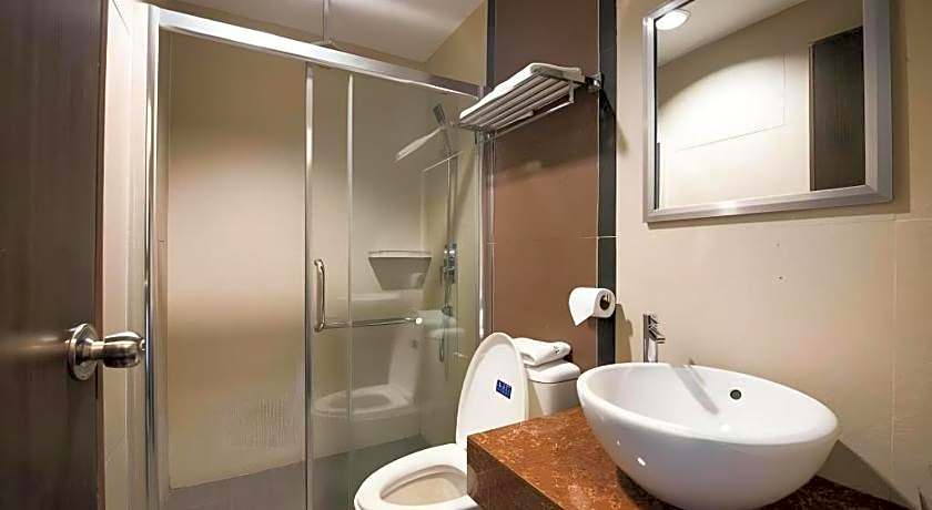Aston Boutec Hotel Lintas Plaza