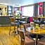 Premier Inn Glasgow City - George Square
