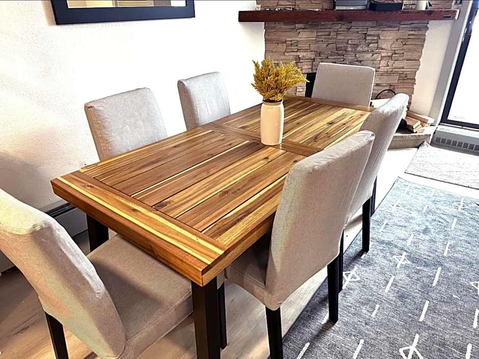 Remodeled Ski in and ski out Condo!