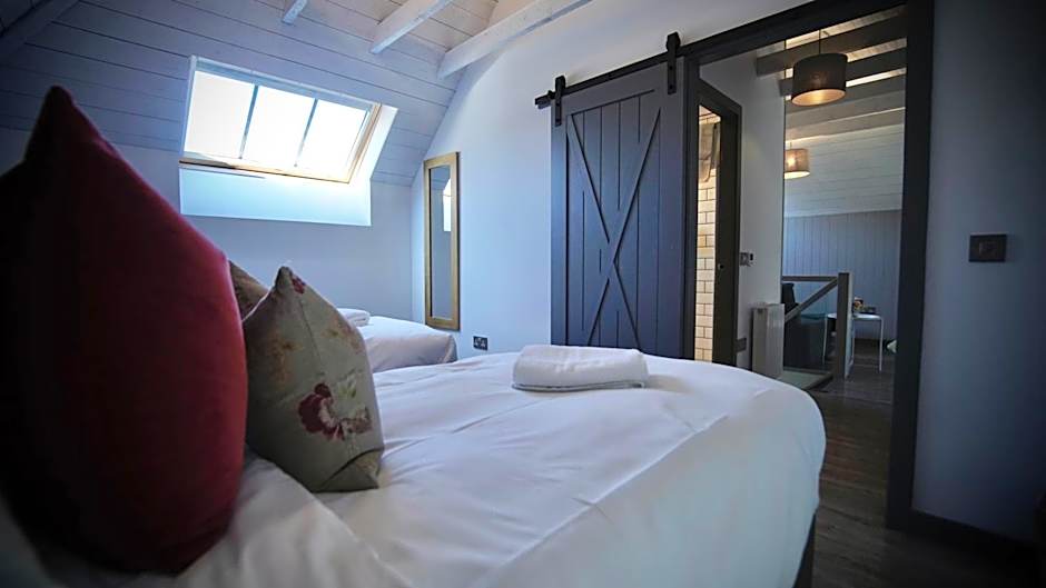 The Lodges @ Barra Castle