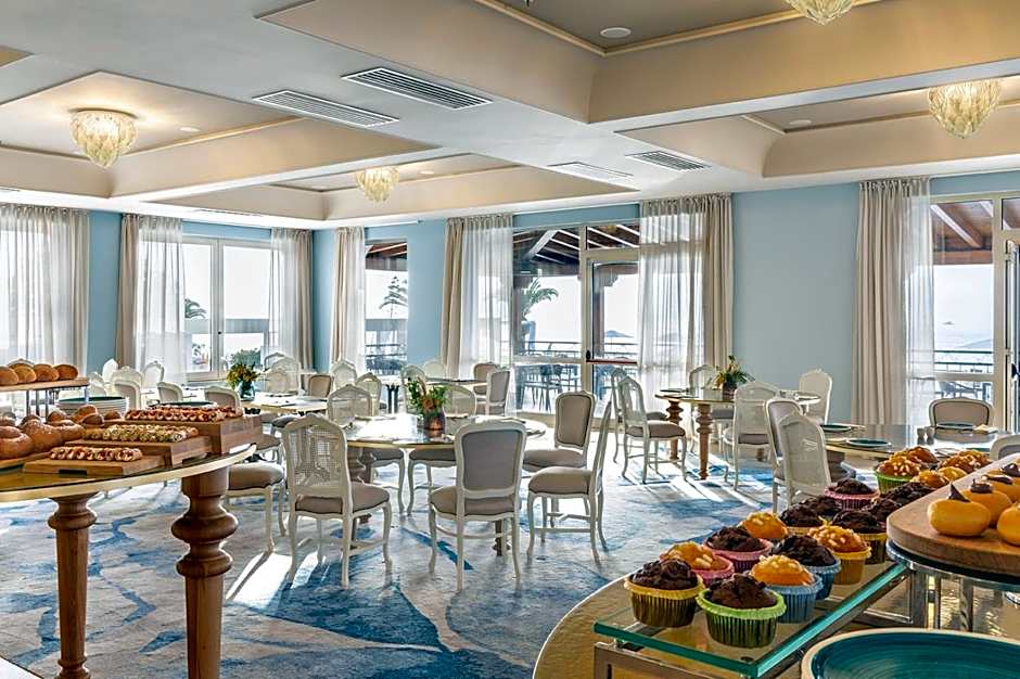 Delta Hotels by Marriott Giardini Naxos