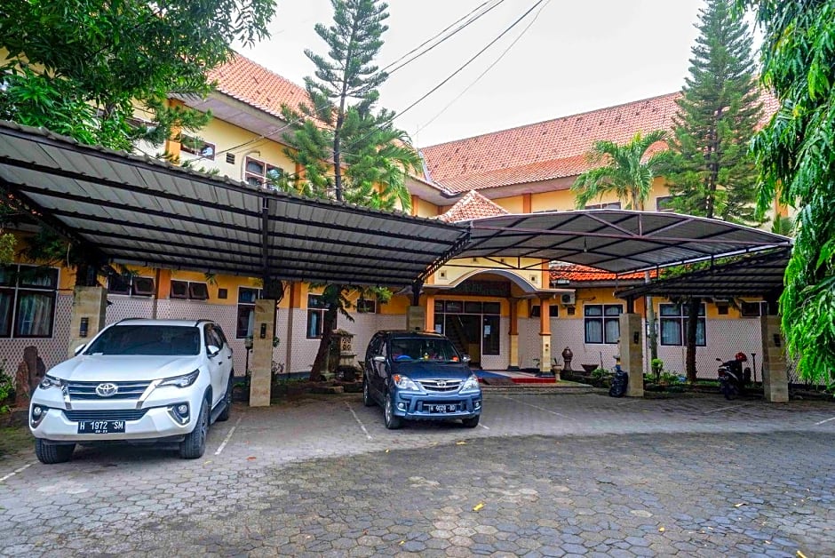 Urbanview Hotel Anugrah Kendal by RedDoorz