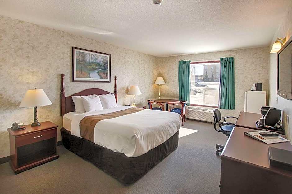 Ramada by Wyndham Nisku Edmonton Airport