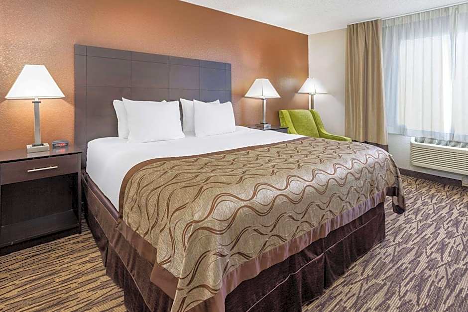 Baymont by Wyndham Beloit