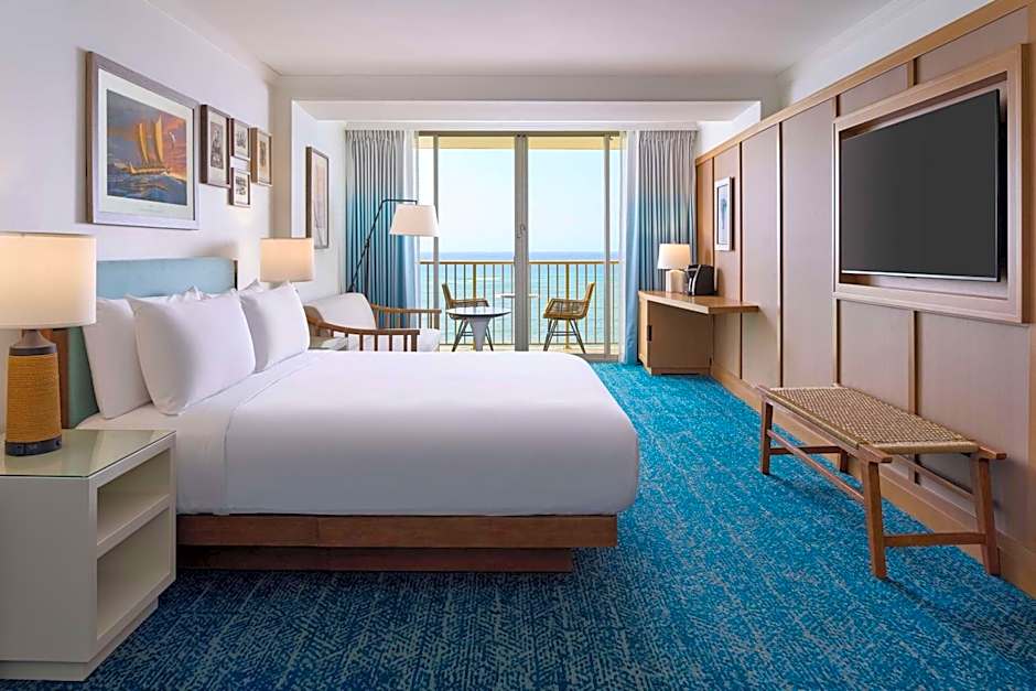 Photo 1 of 2 of 1 King Bed, Ocean front
