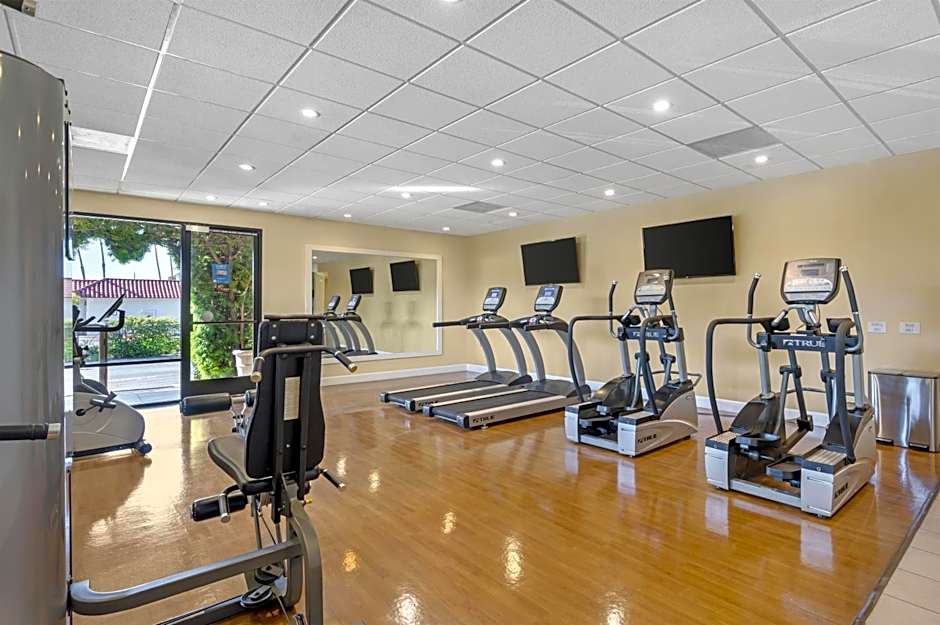 Best Western Plus South Coast Inn