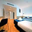 Air Rooms Rome Airport by HelloSky