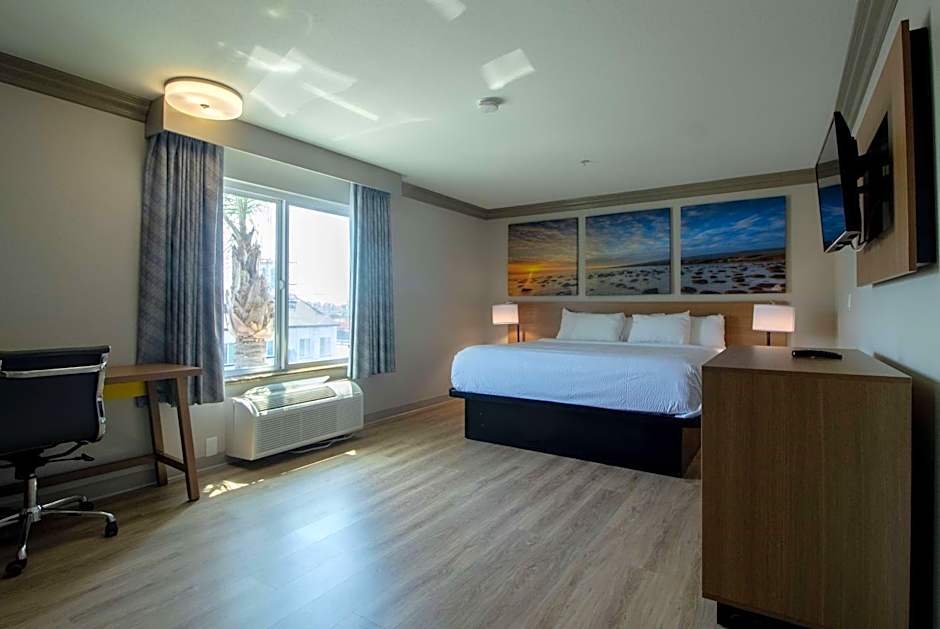 Days Inn by Wyndham Carlsbad