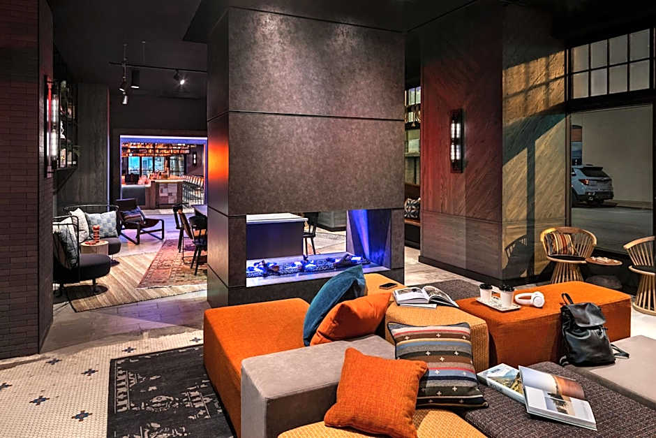 Moxy Springfield Downtown