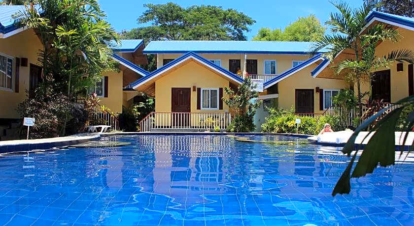 Blue Lagoon Inn & Suites