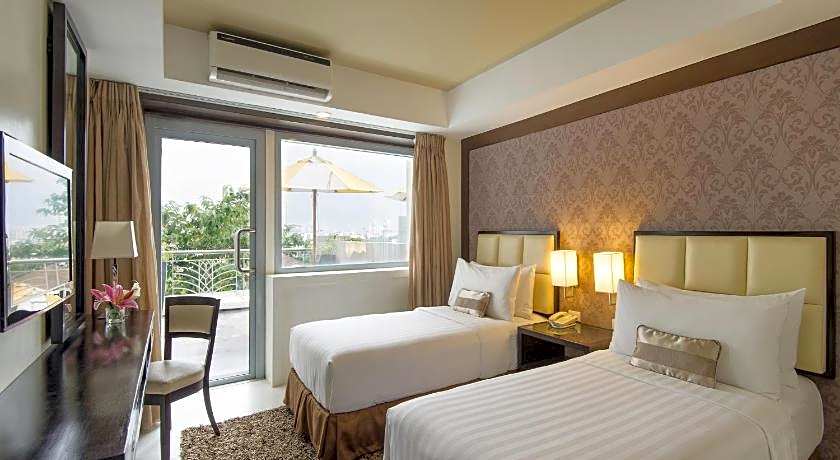 Quest Hotel & Conference Center - Cebu