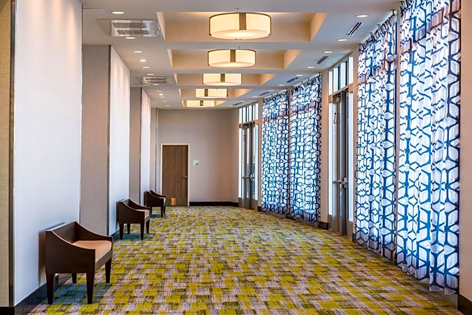 Holiday Inn Joplin, an IHG Hotel