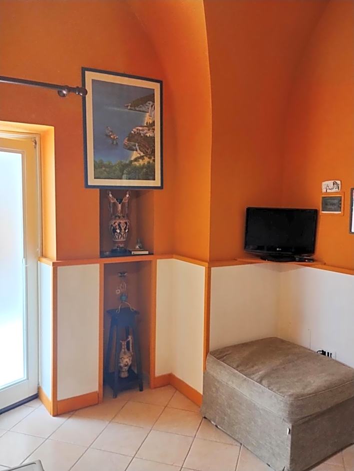 My House – Monopoli, LA