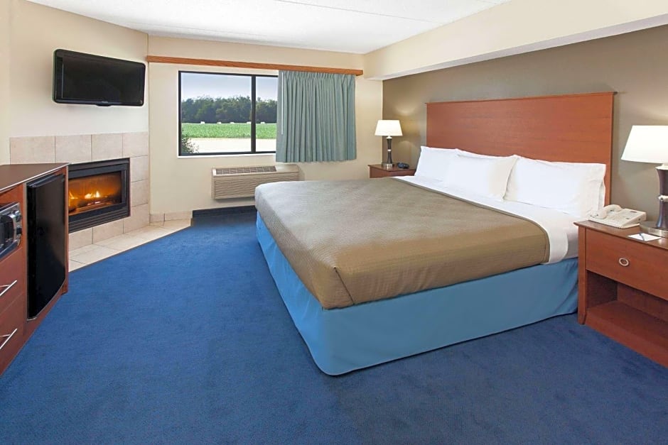 AmericInn by Wyndham Webster City