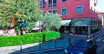 Zara Rooms & Suites