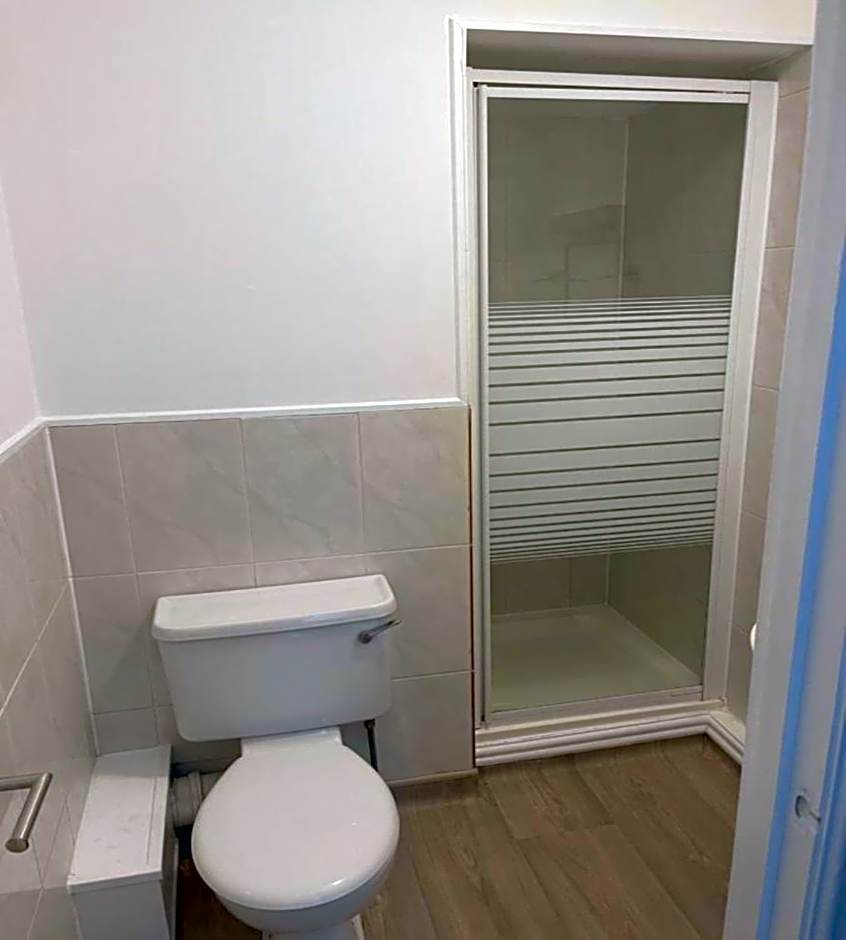 OYO The Old Victoria