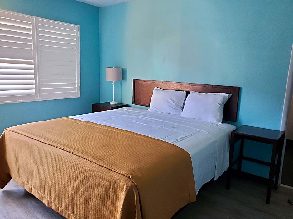 Rodeway Inn & Suites North Hollywood Burbank Airport - Universal Area