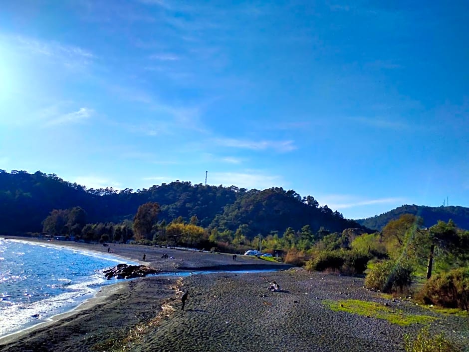 AdaHan Family Rooms Gocek