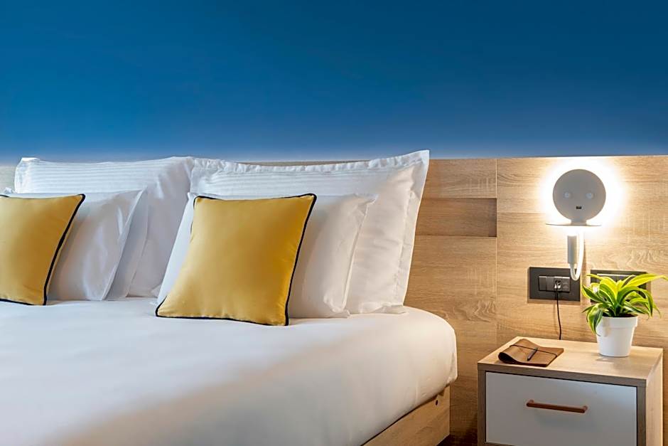 Antoniel Suites