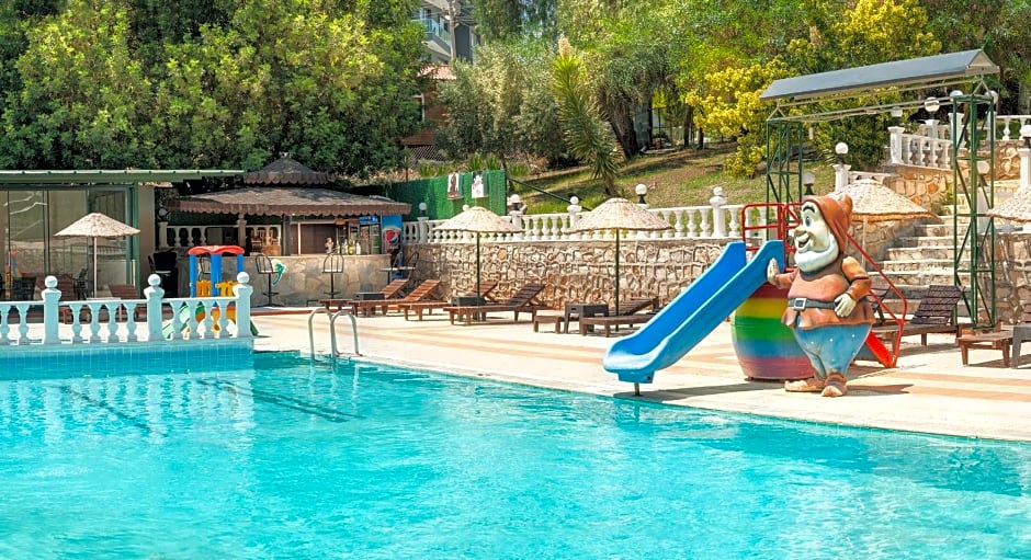 Temple Beach Hotel