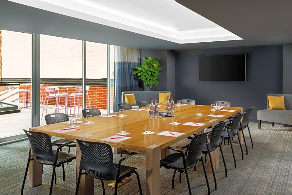 Hotel Indigo Lower East Side New York By IHG