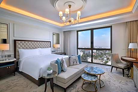Premier Deluxe, Guest room, 1 King, City view