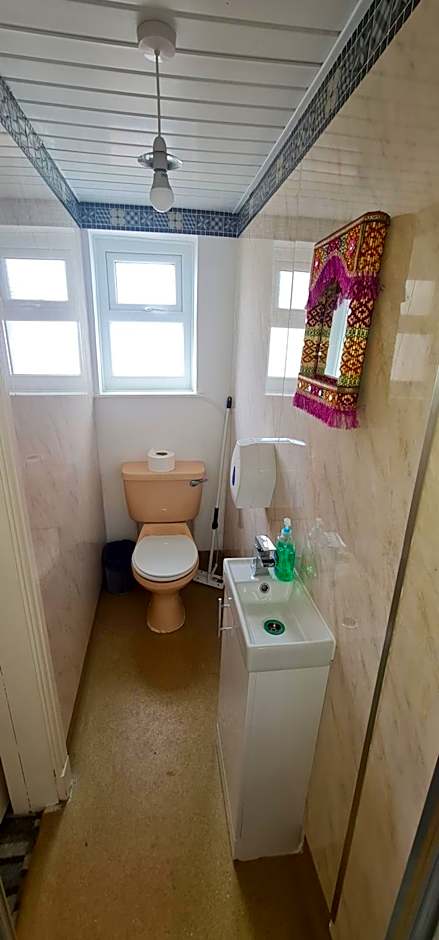 Bukhari Hotel