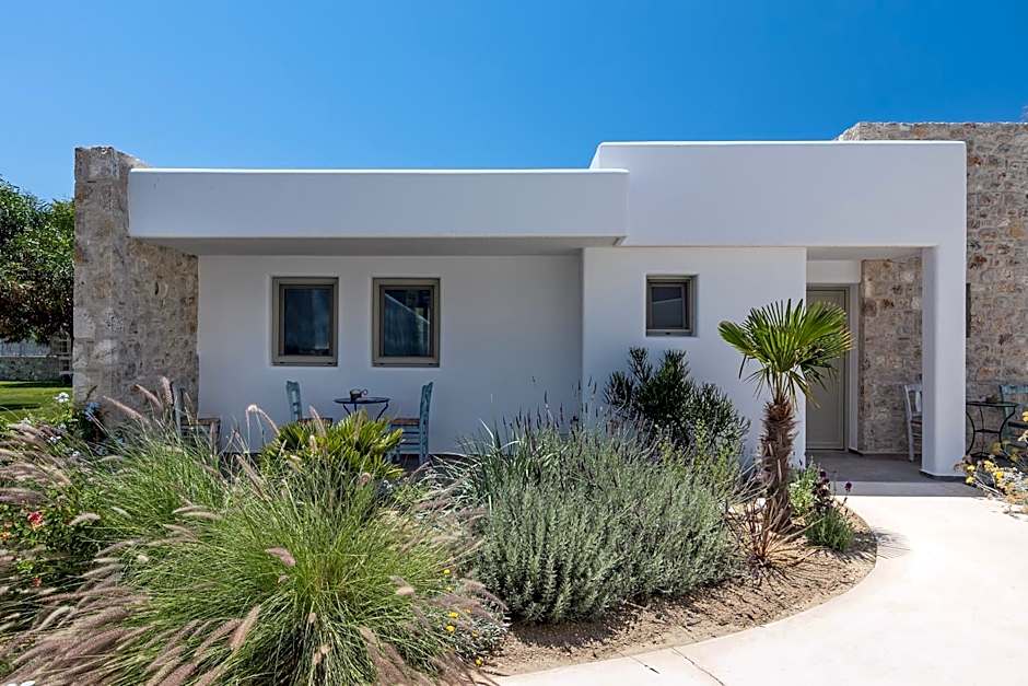 White Pearls-Adults Only Luxury Suites