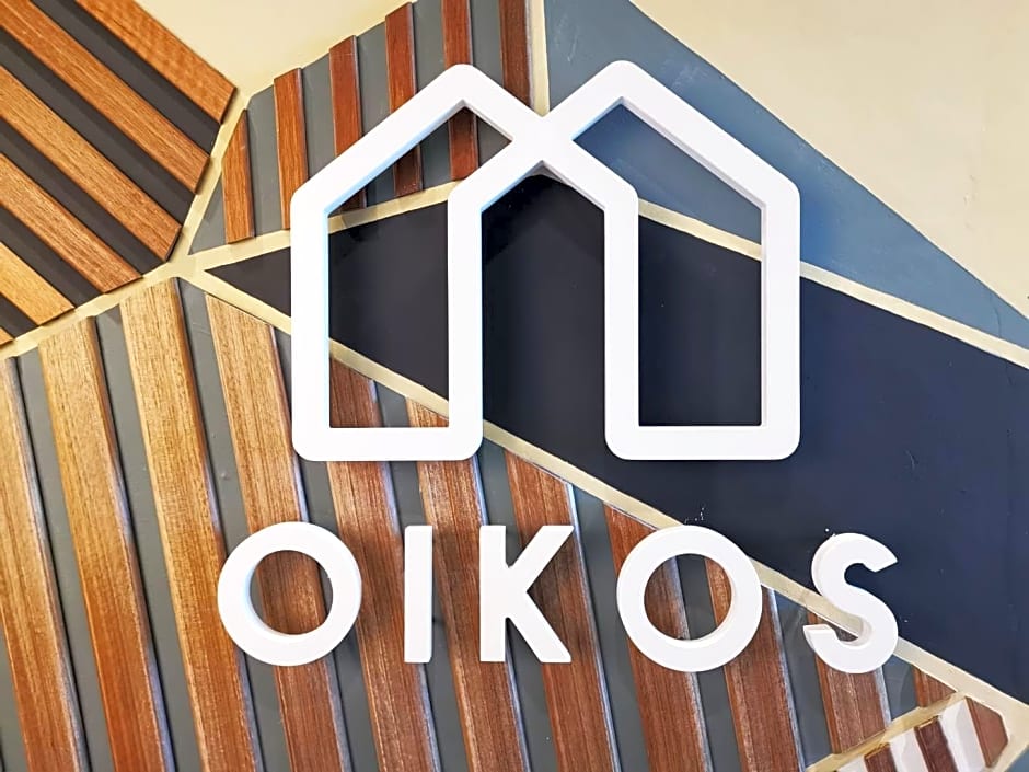 Oikos Poshtel