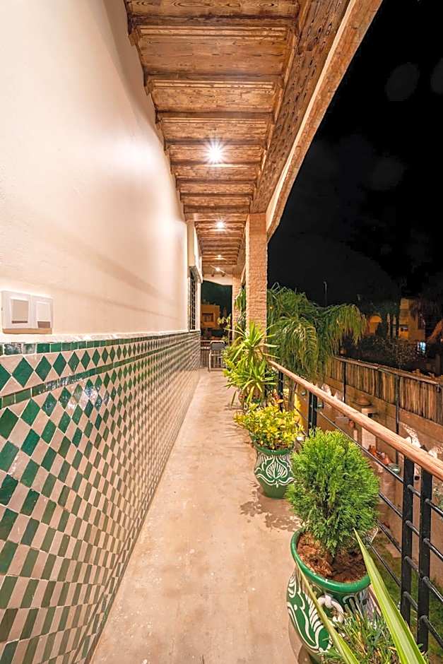 Riad Les Nuits De Fès