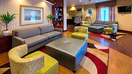 Roundhouse Suites