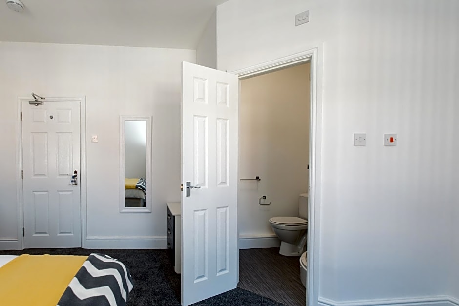 Townhouse @ 58 Brooklyn St - Crewe