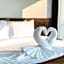 Blackwoods Hotel Pattaya - SHA Extra Plus