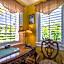 Duval Inn - Key West