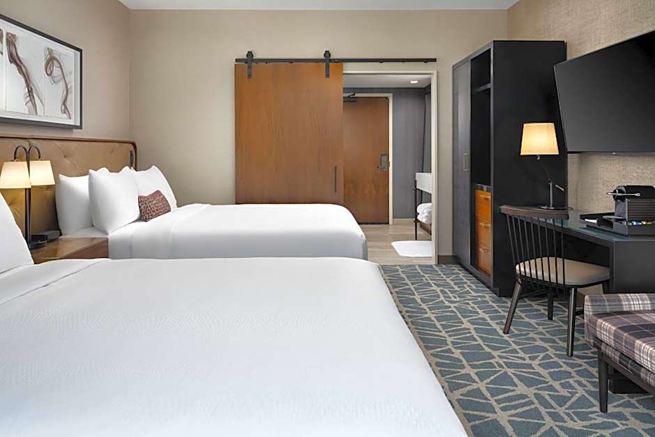 Hotel Distil, Autograph Collection